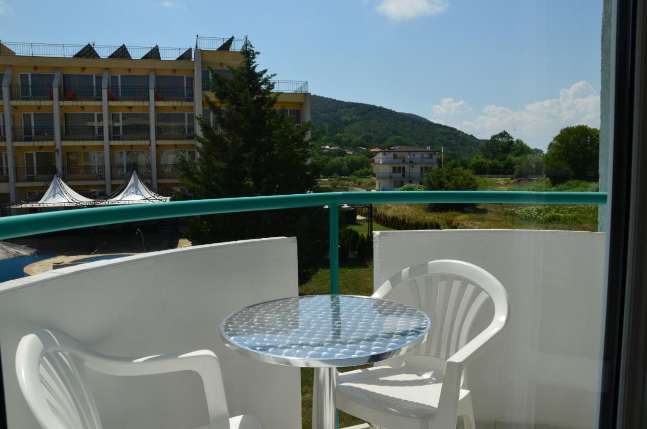 Sania Hotel Obzor Exterior photo